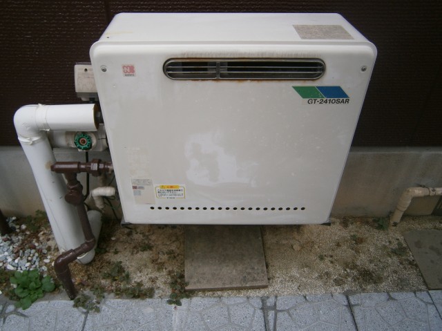 知多郡 給湯器 交換工事 施工前 知多郡 給湯器 交換工事 施工前