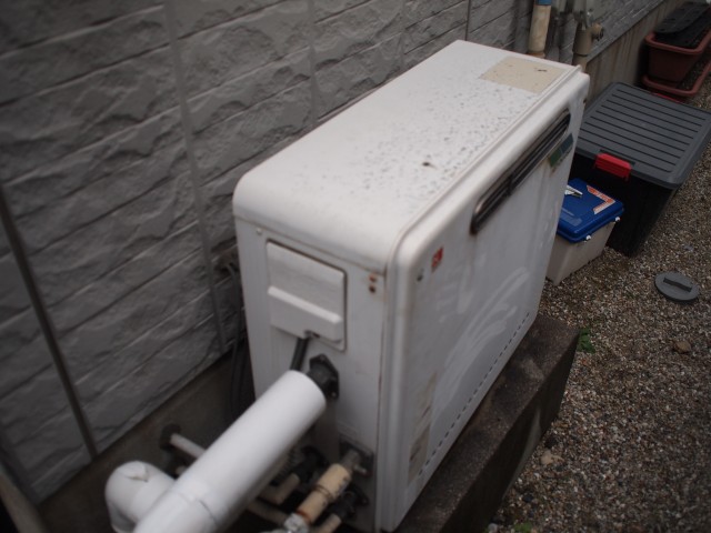 名古屋市北区 ガス給湯器 交換工事 施工前 名古屋市北区 ガス給湯器 交換工事 施工前