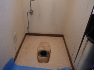 洋式トイレ取替工事（名古屋市瑞穂区）撤去後