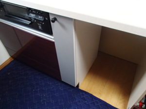 パナソニックビルトイン食洗機新設工事（春日井市美濃町）サイドキャビネット