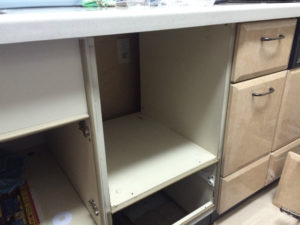 ビルトイン食洗機取替工事(西春日井郡豊山町)撤去後