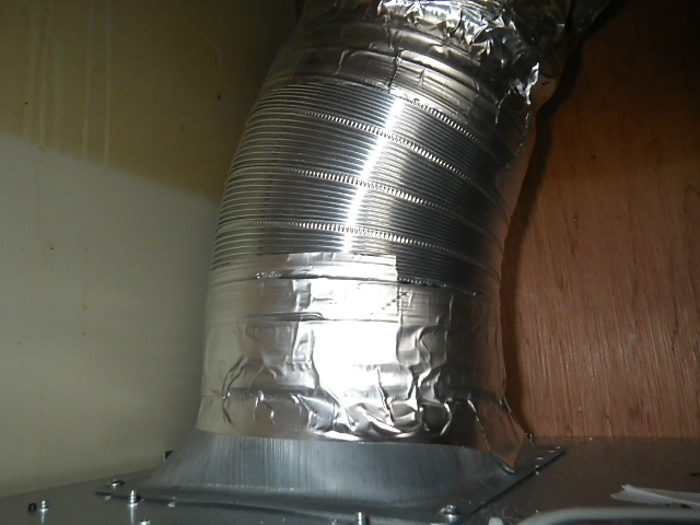 ダクト取り付け完了後