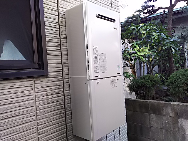 川崎市幸区給湯器工事　再起不能になってしまった給湯器をリンナイRUF-E2405AWに取替工事