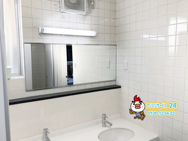 東海市施設様のトイレの手洗い改修工事（TOTOマーブライトカウンター）