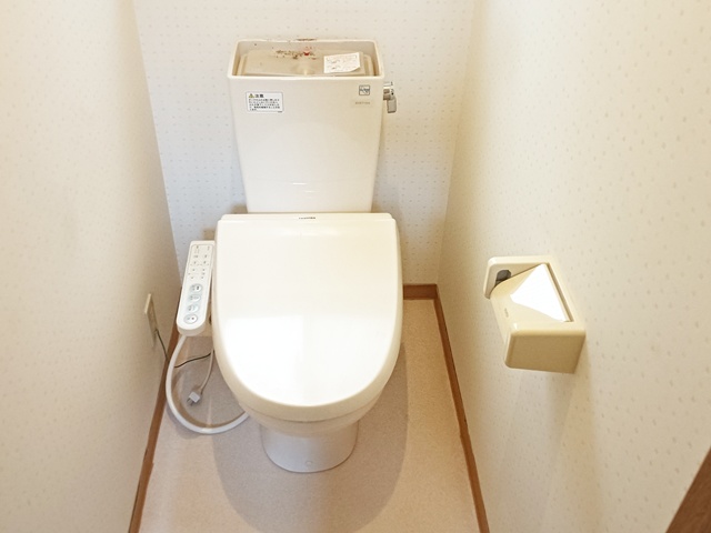 トイレリフォーム – 名古屋市の給湯機器とキッチン・浴室・トイレ