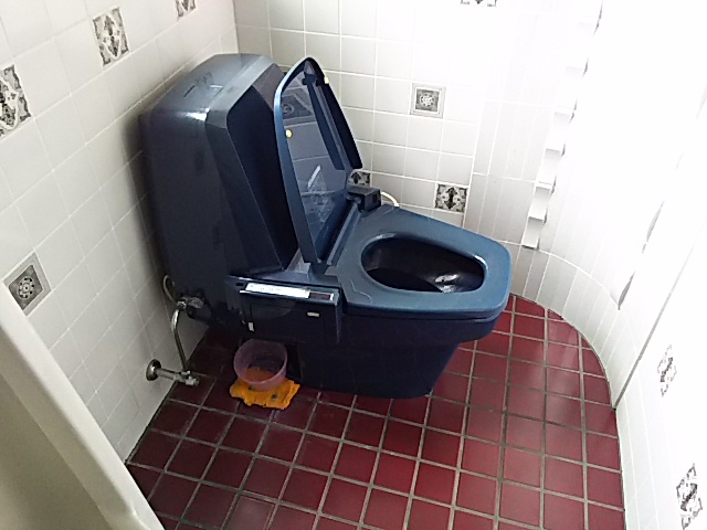 トイレリフォーム – 横浜市の給湯器とキッチン・浴室・トイレ