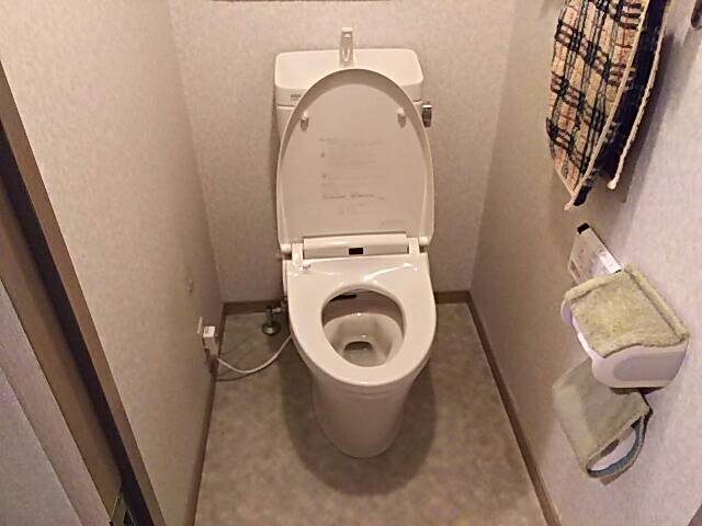 トイレリフォーム – 横浜市の給湯器とキッチン・浴室・トイレ
