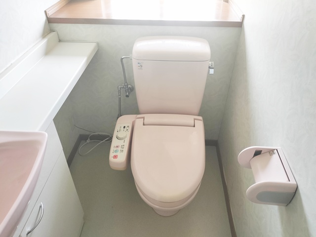 トイレリフォーム – 横浜市の給湯器とキッチン・浴室・トイレ